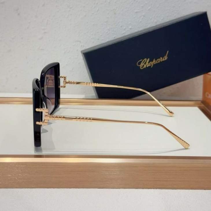 Picture of Chopard Sunglasses _SKUfw66741966fw